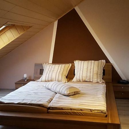 Ferienwohnung Zeit(t)raum Mandy in Brandy Waldsolms Exterior foto
